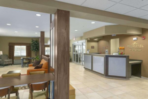  Microtel Inn & Suites by Wyndham Minot  Минот